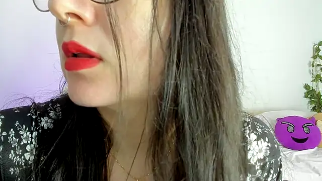 Snapshot of Susan_Foxx chatting on July 21, 2026, 7:16 pm Susan Foxx online show from July 21, 2026, 7:16 pm