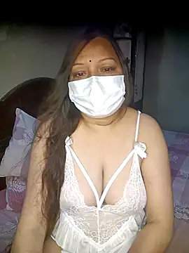 naughtymadam online show from May 3, 2026, 5:02 am
