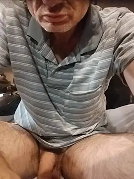Snapshot of ROBERT0516 chatting on June 1, 2026, 11:23 am ROBERT0516 online show from June 1, 2026, 11:23 am