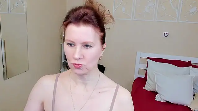 FoxySophia online show from March 23, 2025, 9:10 am