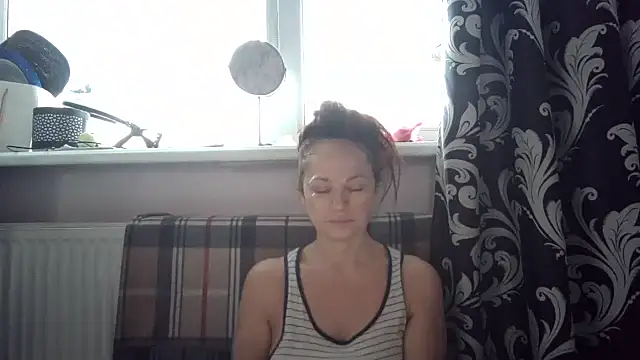 LindaStarS online show from January 16, 2026, 5:44 am