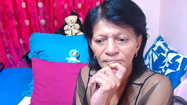 SLUTTYROXY online show from April 23, 2026, 12:29 pm