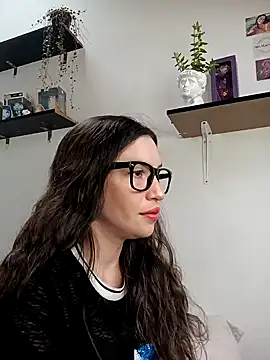 Snapshot of loveuu-bae chatting on February 6, 2025, 9:28 pm loveuu-bae online show from February 6, 2025, 9:28 pm