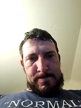 Snapshot of UncutHammer69 chatting on December 4, 2024, 9:02 pm UncutHammer69 online show from December 4, 2024, 9:02 pm