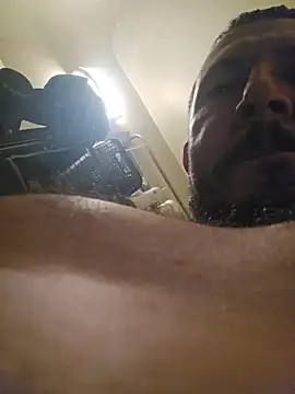 Snapshot of UncutHammer69 chatting on October 23, 2025, 10:58 am UncutHammer69 online show from October 23, 2025, 10:58 am