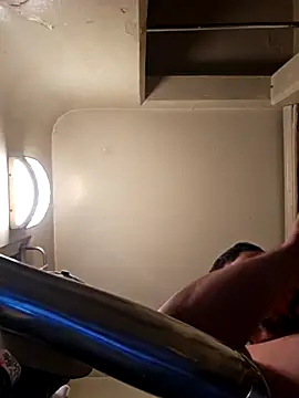 Snapshot of UncutHammer69 chatting on November 11, 2025, 8:14 am UncutHammer69 online show from November 11, 2025, 8:14 am