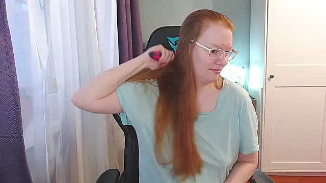 Snapshot of Lady_Inari chatting on November 6, 2025, 12:06 pm Lady Inari online show from November 6, 2025, 12:06 pm