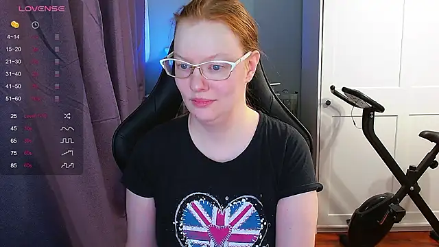 Snapshot of Lady_Inari chatting on March 27, 2026, 12:38 am Lady Inari online show from March 27, 2026, 12:38 am