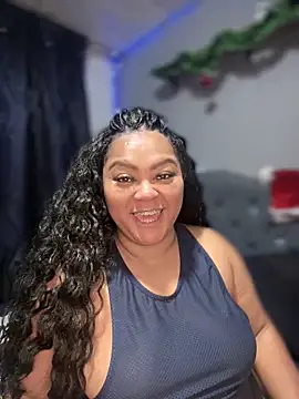 yanza2002 online show from January 4, 2025, 11:59 pm