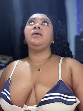 yanza2002 online show from January 11, 2025, 2:52 am