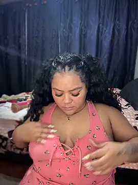 yanza2002 online show from February 11, 2025, 11:33 pm