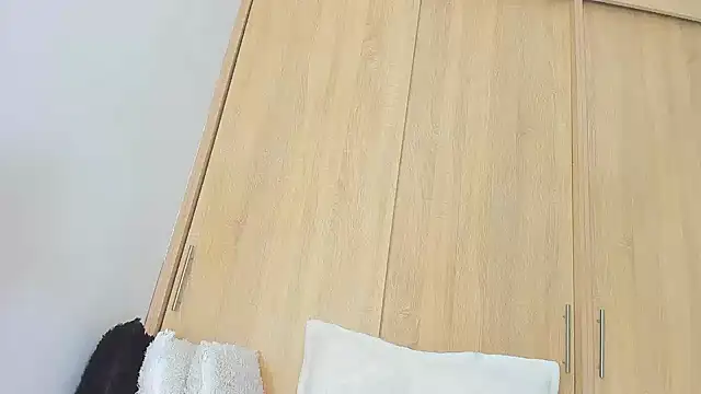 Austin Bitch online show from February 27, 2025, 3:37 pm