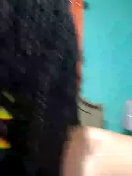 Snapshot of HONEYSWEETS_LIVE chatting on December 4, 2025, 1:48 am HONEYSWEETS LIVE online show from December 4, 2025, 1:48 am