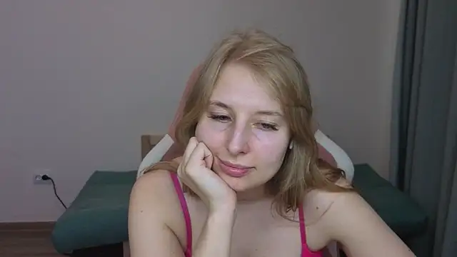 Jessy Ginger online show from May 11, 2026, 4:04 pm