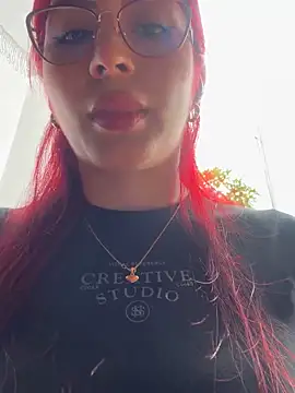 Snapshot of LINDA_PATTY94 chatting on December 29, 2024, 4:08 pm LINDA PATTY94 online show from December 29, 2024, 4:08 pm