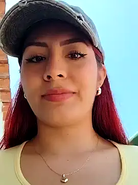 Snapshot of LINDA_PATTY94 chatting on February 2, 2025, 4:00 pm LINDA PATTY94 online show from February 2, 2025, 4:00 pm