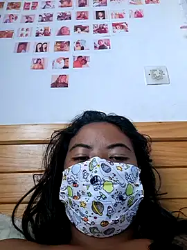 Snapshot of Artinah22 chatting on December 20, 2024, 4:53 am Artinah22 online show from December 20, 2024, 4:53 am