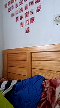 Snapshot of Artinah22 chatting on December 27, 2024, 4:26 am Artinah22 online show from December 27, 2024, 4:26 am