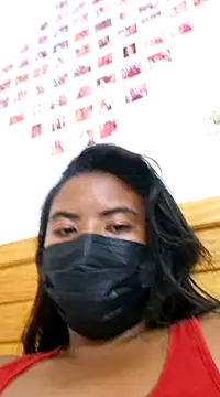 Snapshot of Artinah22 chatting on January 3, 2025, 4:27 pm Artinah22 online show from January 3, 2025, 4:27 pm