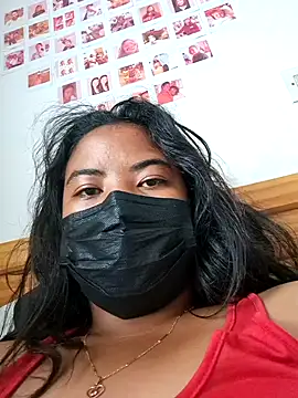 Snapshot of Artinah22 chatting on January 29, 2025, 3:54 am Artinah22 online show from January 29, 2025, 3:54 am