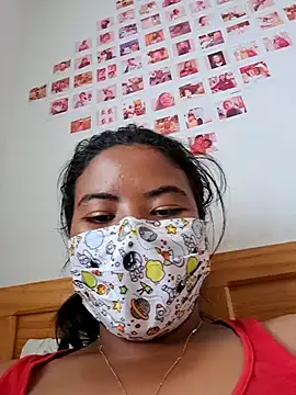 Snapshot of Artinah22 chatting on February 4, 2025, 9:28 am Artinah22 online show from February 4, 2025, 9:28 am