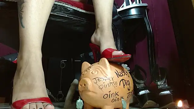 Snapshot of MeGoddesSara chatting on May 7, 2026, 9:20 pm MeGoddesSara online show from May 7, 2026, 9:20 pm