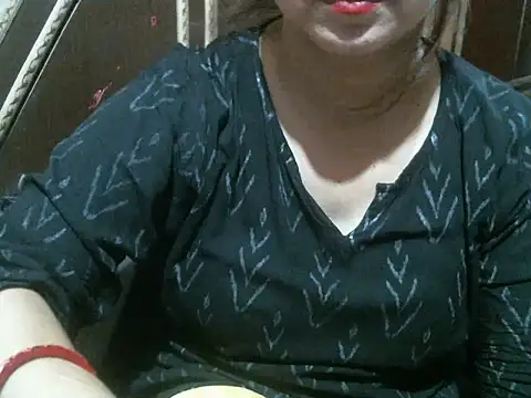 UrsMansi online show from June 12, 2026, 3:49 am