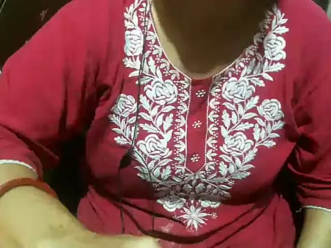 UrsMansi online show from June 15, 2026, 7:49 pm