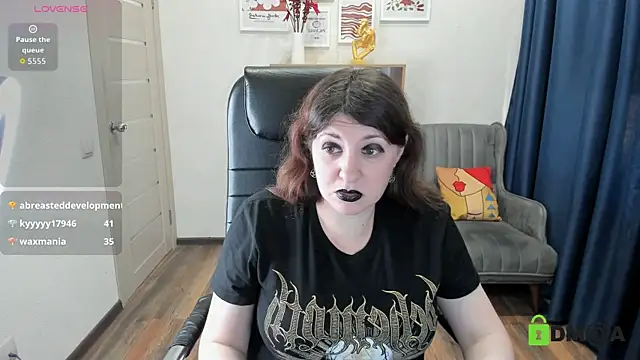 Black Black Rose online show from July 16, 2026, 3:34 am