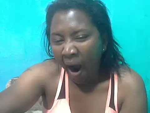 cutybigass online show from October 22, 2025, 7:35 pm