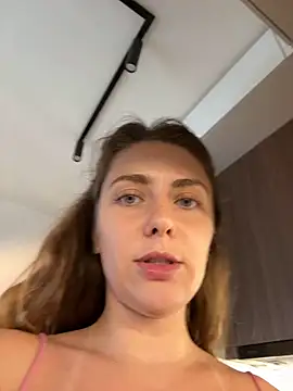 MariiD online show from February 23, 2025, 2:04 pm