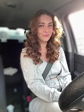 MariiD online show from September 13, 2025, 5:51 am