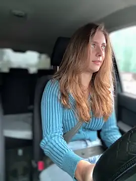 MariiD online show from October 4, 2025, 6:11 am