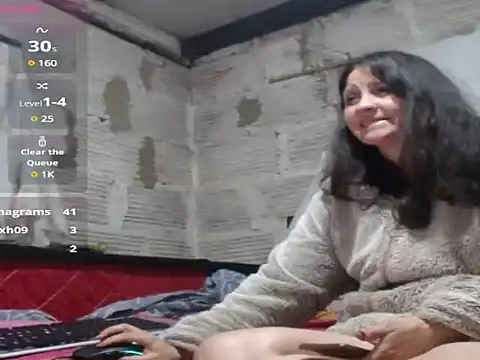 Snapshot of angel_sw chatting on January 23, 2025, 12:04 am angel sw online show from January 23, 2025, 12:04 am