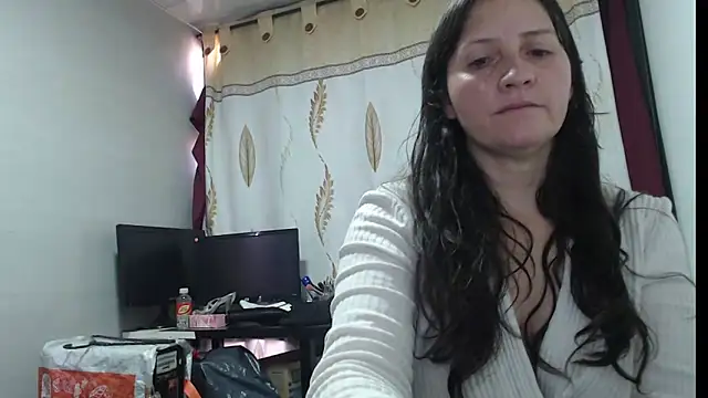 Snapshot of angel_sw chatting on October 2, 2025, 8:27 pm angel sw online show from October 2, 2025, 8:27 pm