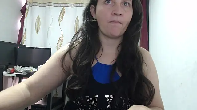 Snapshot of angel_sw chatting on October 14, 2025, 7:36 pm angel sw online show from October 14, 2025, 7:36 pm