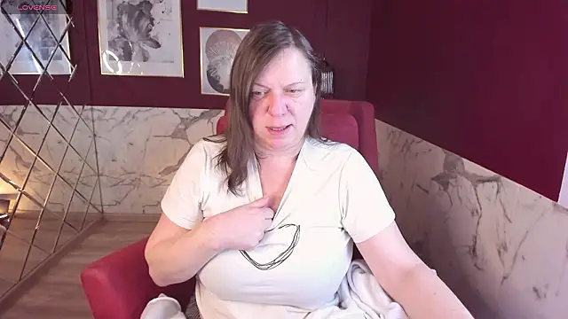 KellyPerfection online show from February 14, 2026, 7:05 am