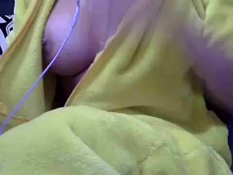 pamelasophia19 online show from February 17, 2025, 4:26 pm