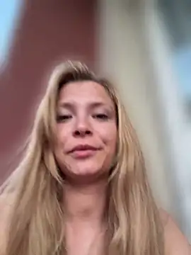 AnastasiaAniess online show from April 23, 2026, 6:32 pm