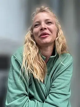 Snapshot of AnastasiaAniess chatting on June 6, 2026, 4:55 pm AnastasiaAniess online show from June 6, 2026, 4:55 pm