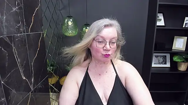 NataliMellow online show from February 22, 2025, 7:25 pm