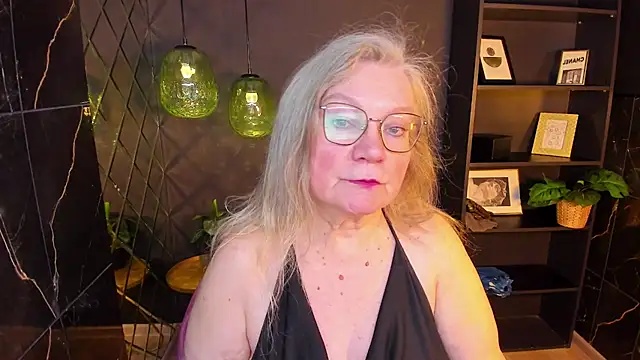 NataliMellow online show from April 26, 2026, 1:31 pm