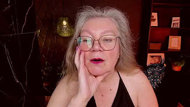 NataliMellow online show from June 15, 2026, 1:02 pm