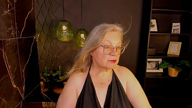 NataliMellow online show from July 27, 2026, 1:07 pm