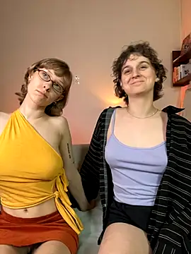 Snapshot of Jitoon_Exe chatting on September 26, 2025, 6:34 pm Jitoon Exe online show from September 26, 2025, 6:34 pm