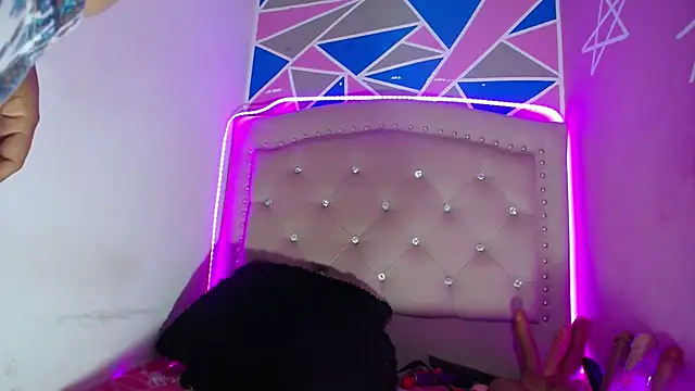 Snapshot of violetaass chatting on July 24, 2026, 11:47 pm violetaass online show from July 24, 2026, 11:47 pm