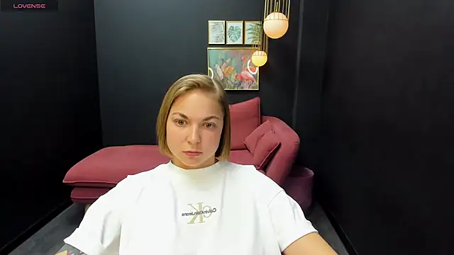 Snapshot of TataArdent chatting on December 3, 2024, 8:28 pm TataArdent online show from December 3, 2024, 8:28 pm