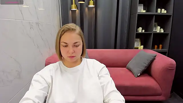 Snapshot of TataArdent chatting on December 6, 2024, 8:18 pm TataArdent online show from December 6, 2024, 8:18 pm