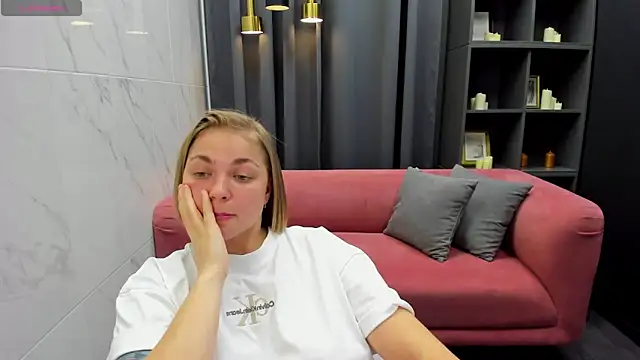 Snapshot of TataArdent chatting on December 12, 2024, 11:03 pm TataArdent online show from December 12, 2024, 11:03 pm