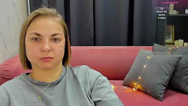 Snapshot of TataArdent chatting on January 14, 2025, 11:16 pm TataArdent online show from January 14, 2025, 11:16 pm